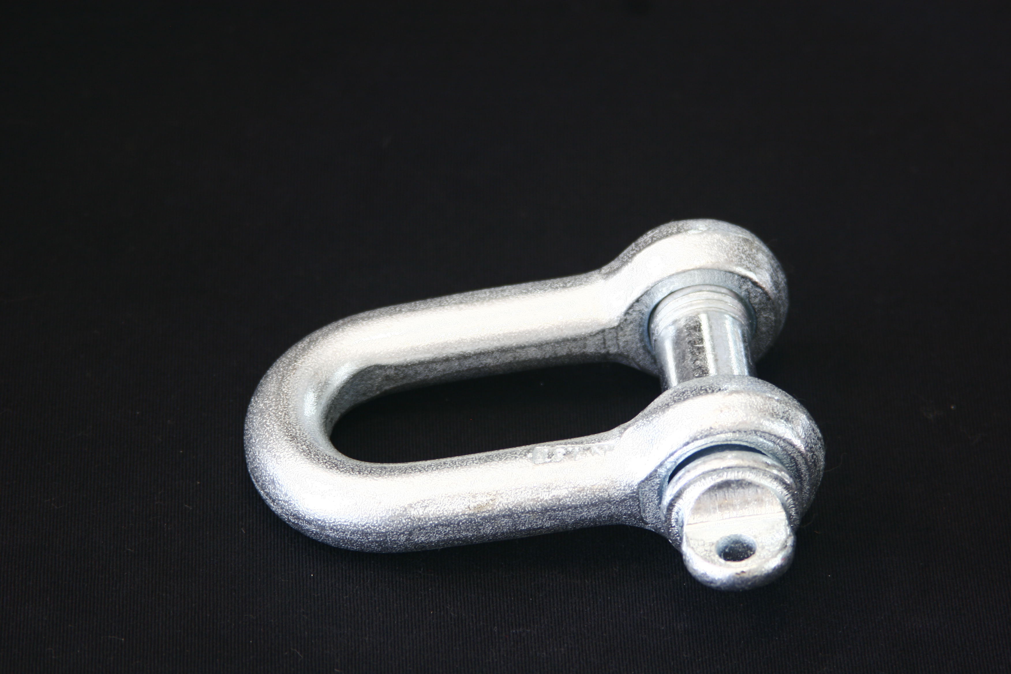 D shackle